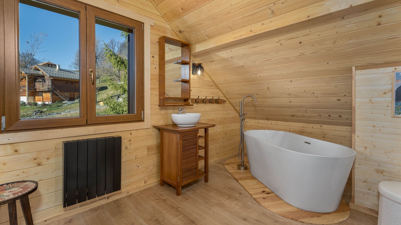 Photo of Bathroom in Saint-Apollinaire