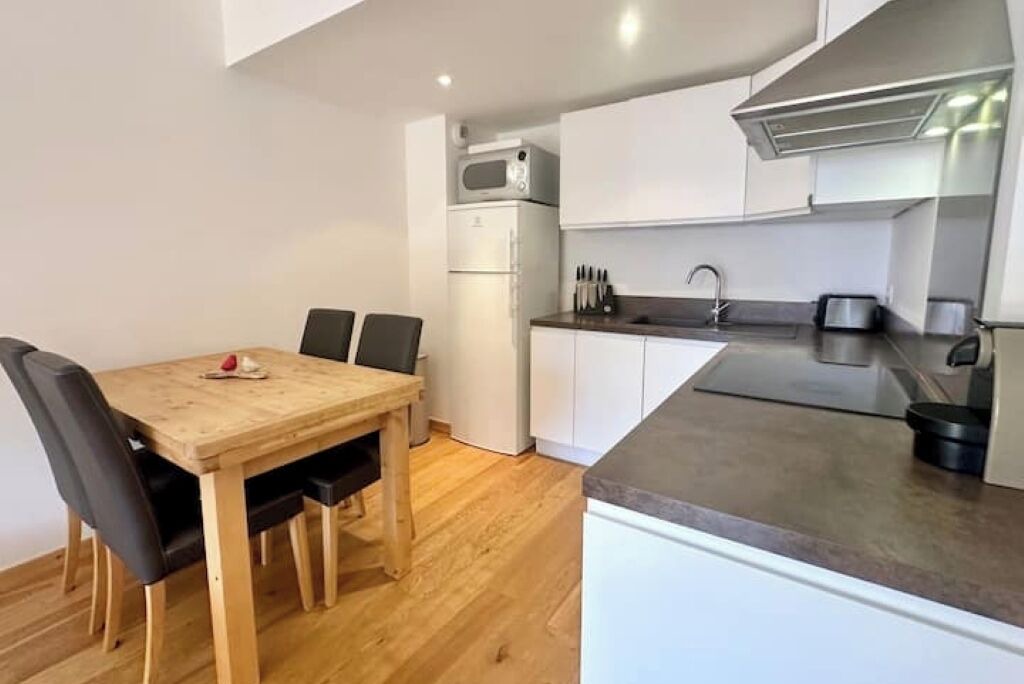Photo of Kitchen in Saint-Etienne-de-Tinee