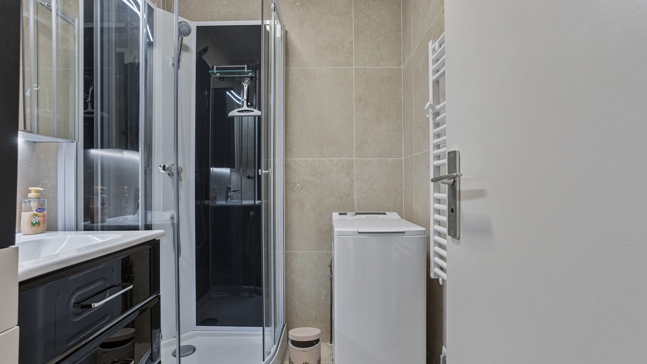 Photo of Bathroom in Boulouris-sur-Mer