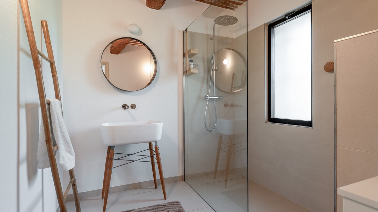 Photo of Bathroom in Verquieres