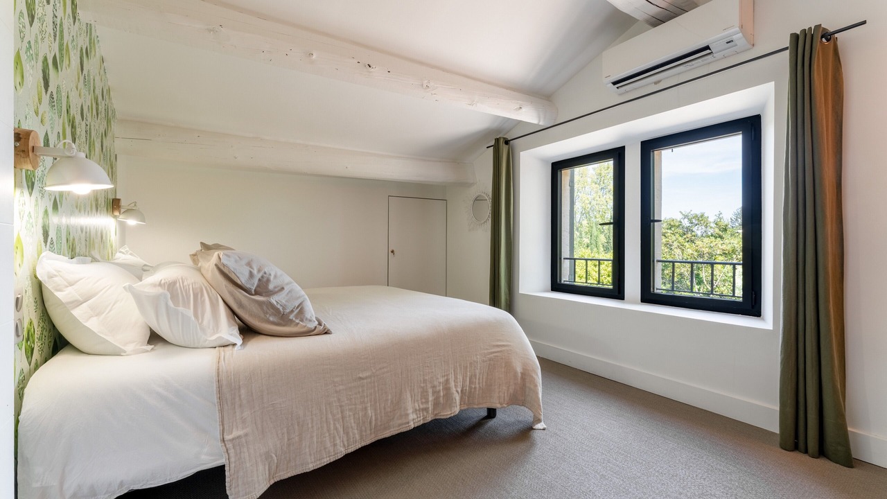 Photo of Bedroom in Verquieres