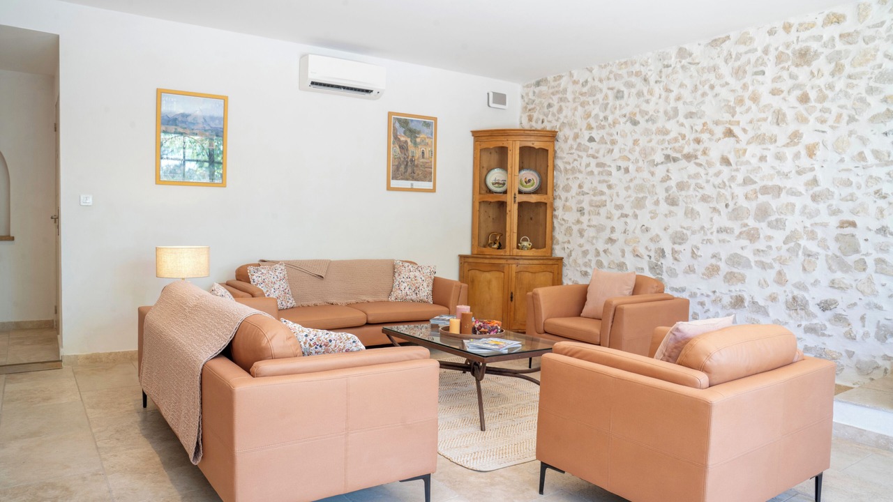 Photo of Livingroom in Noves