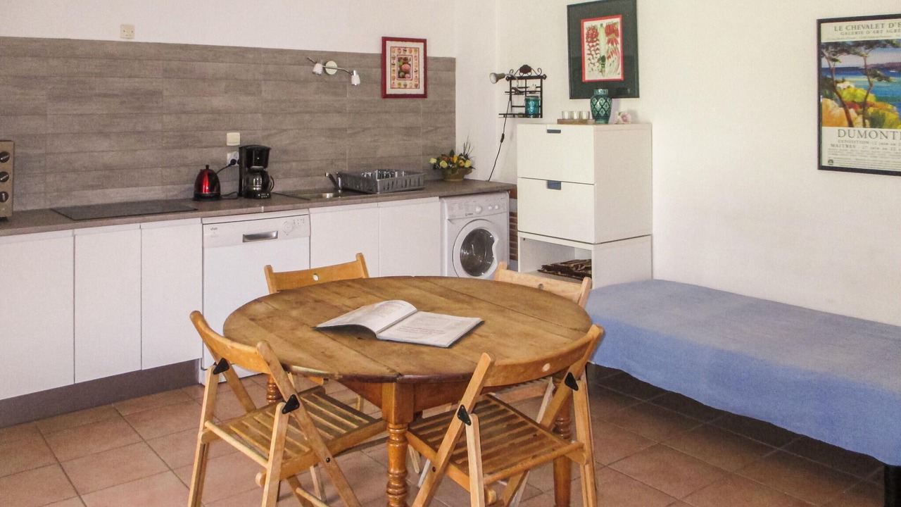 Photo of Bedroom in Salon-de-Provence