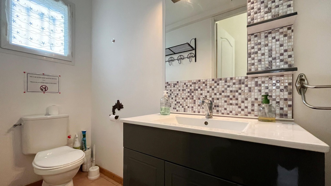 Photo of Bathroom in Salon-de-Provence