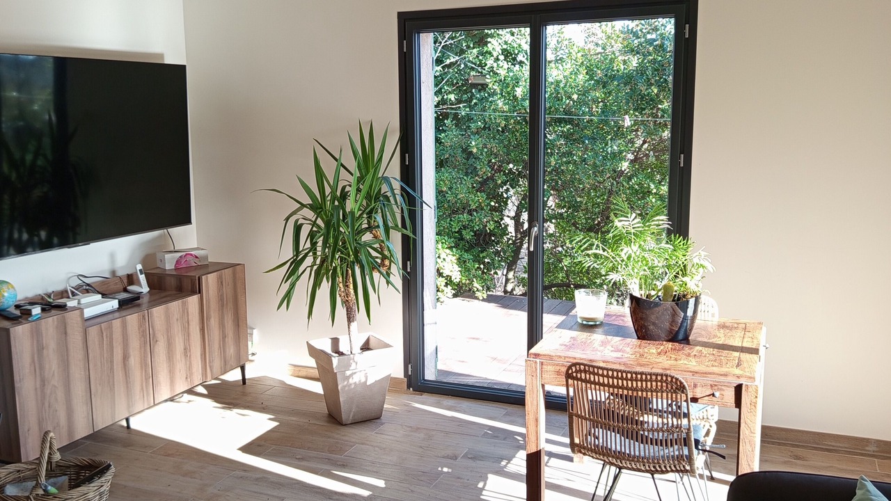 Photo of Livingroom in Saint-Paul-en-Foret