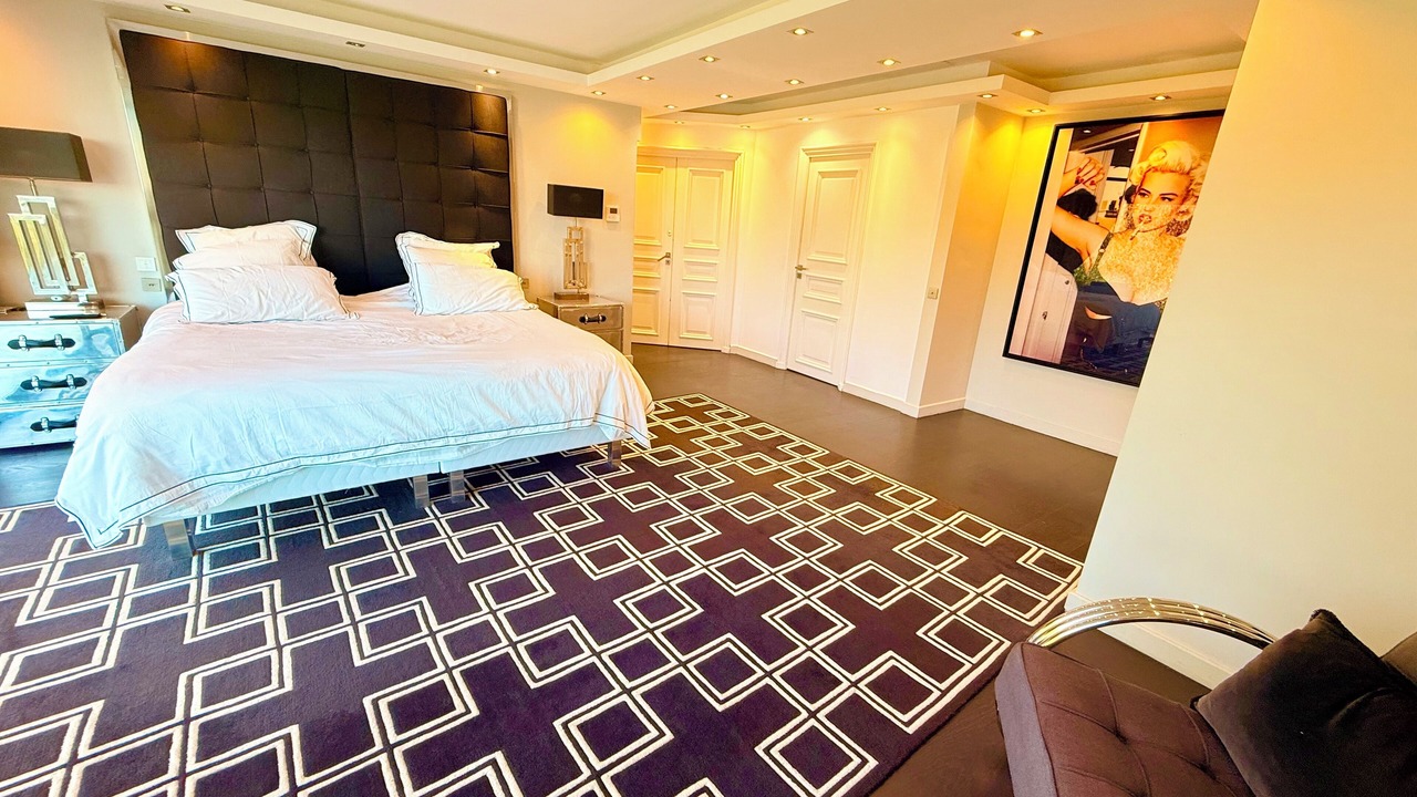 Photo of Bedroom in California - Pezou