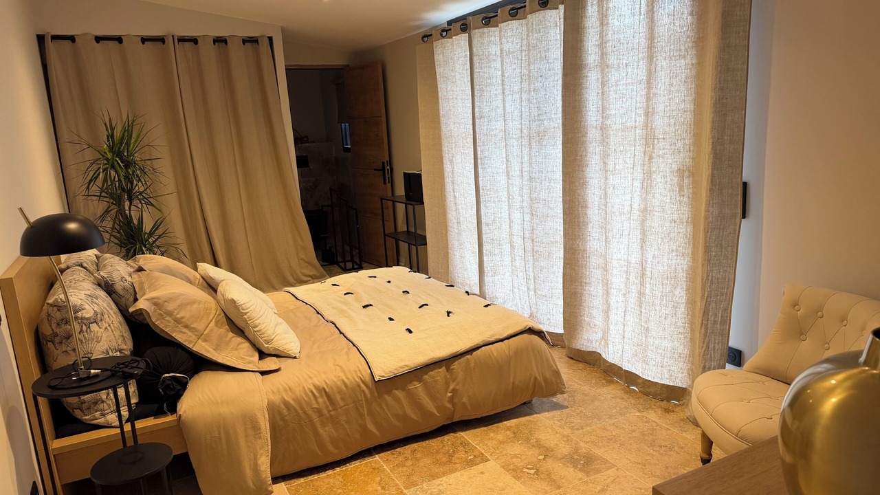 Photo of Bedroom in Molleges