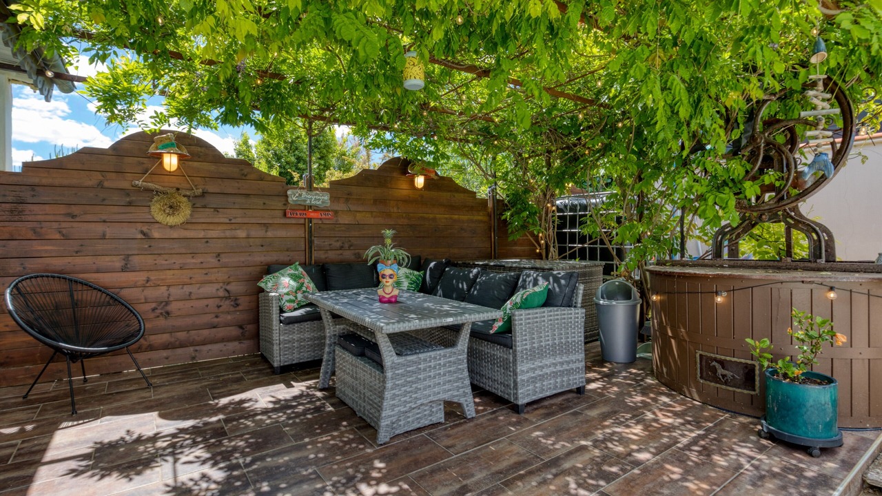 Photo of Patio Balcony in Puimisson
