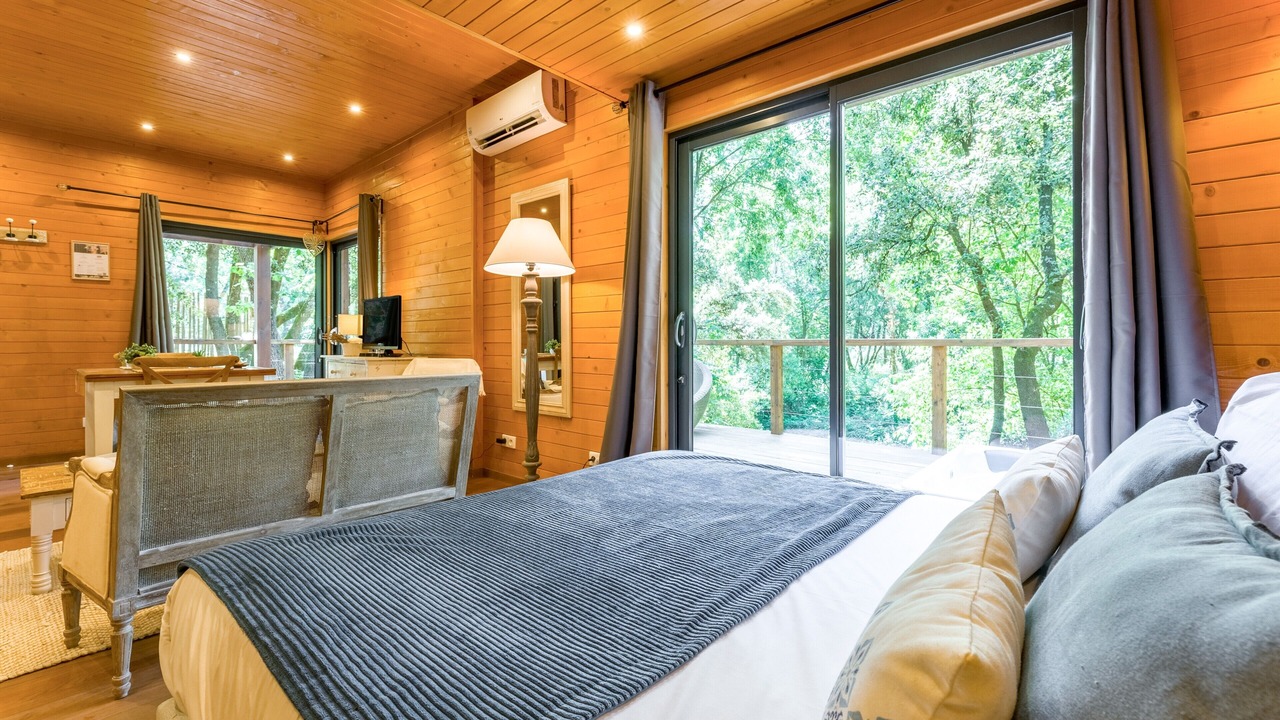 Photo of Bedroom in Arpaillargues-et-Aureillac