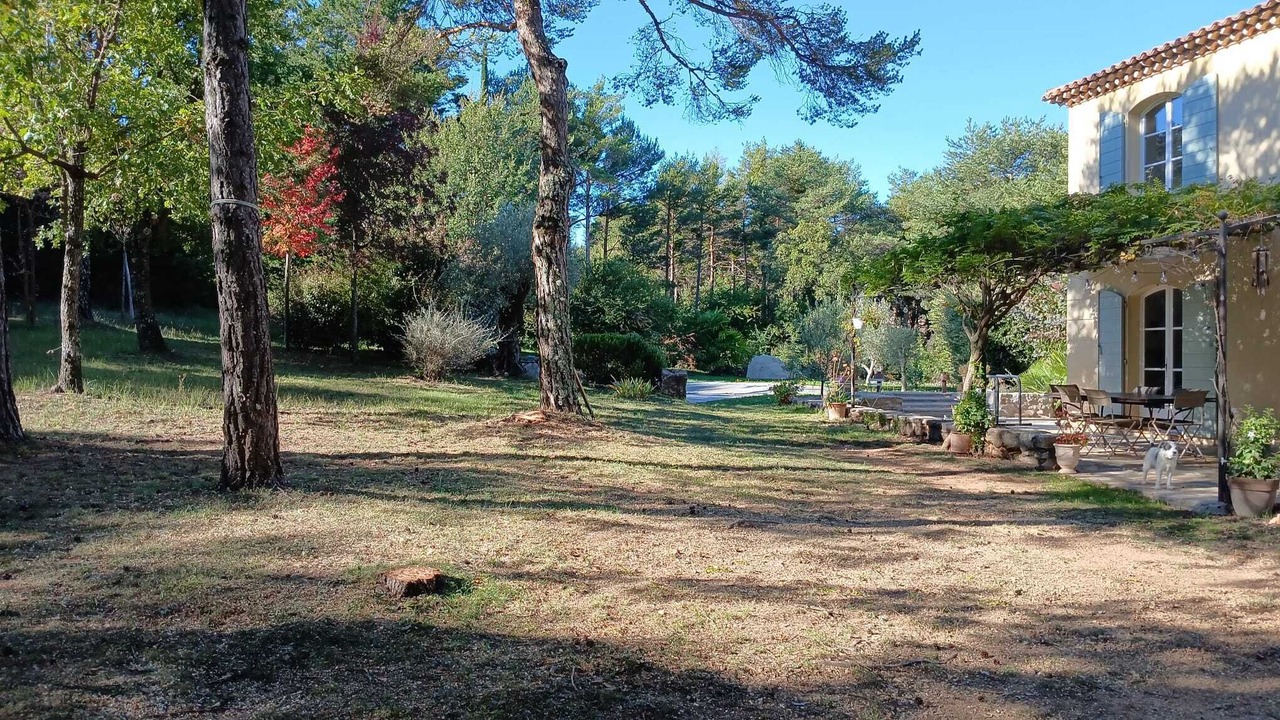 Photo of Outdoor in Tourtour