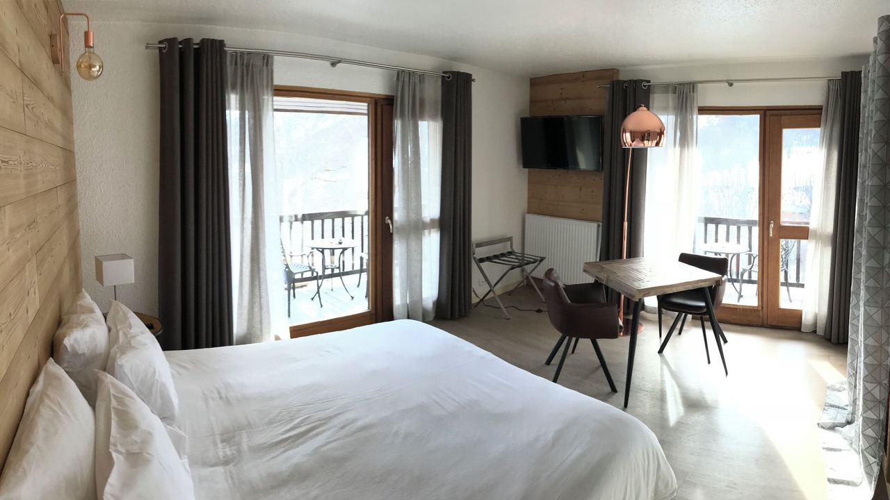 Photo of Bedroom in Pelvoux
