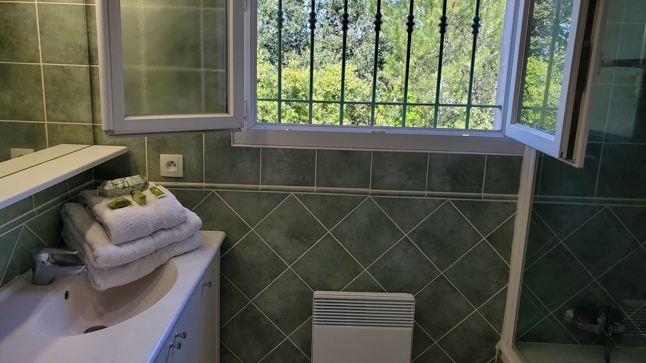 Photo of Bathroom in Vidauban