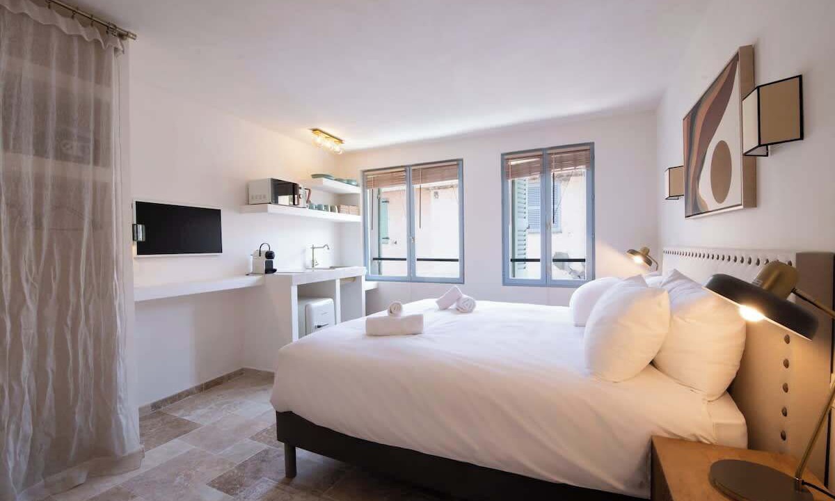 Photo of Bedroom in Saint-Tropez City Centre
