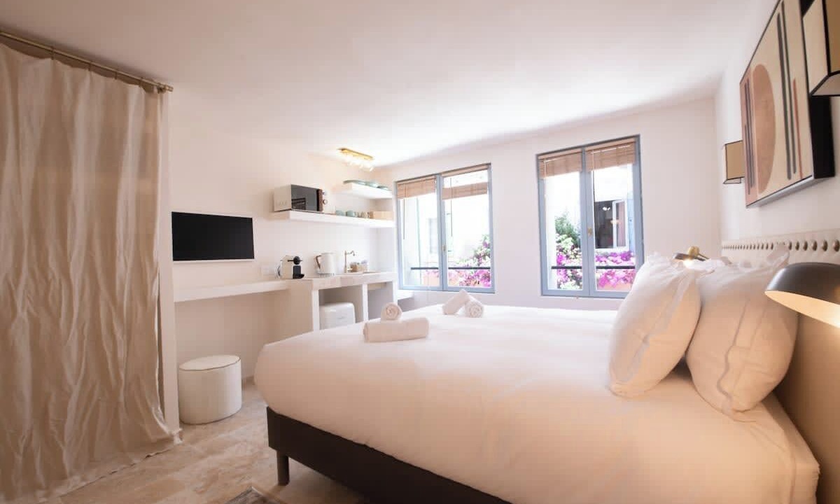Photo of Bedroom in Saint-Tropez City Centre