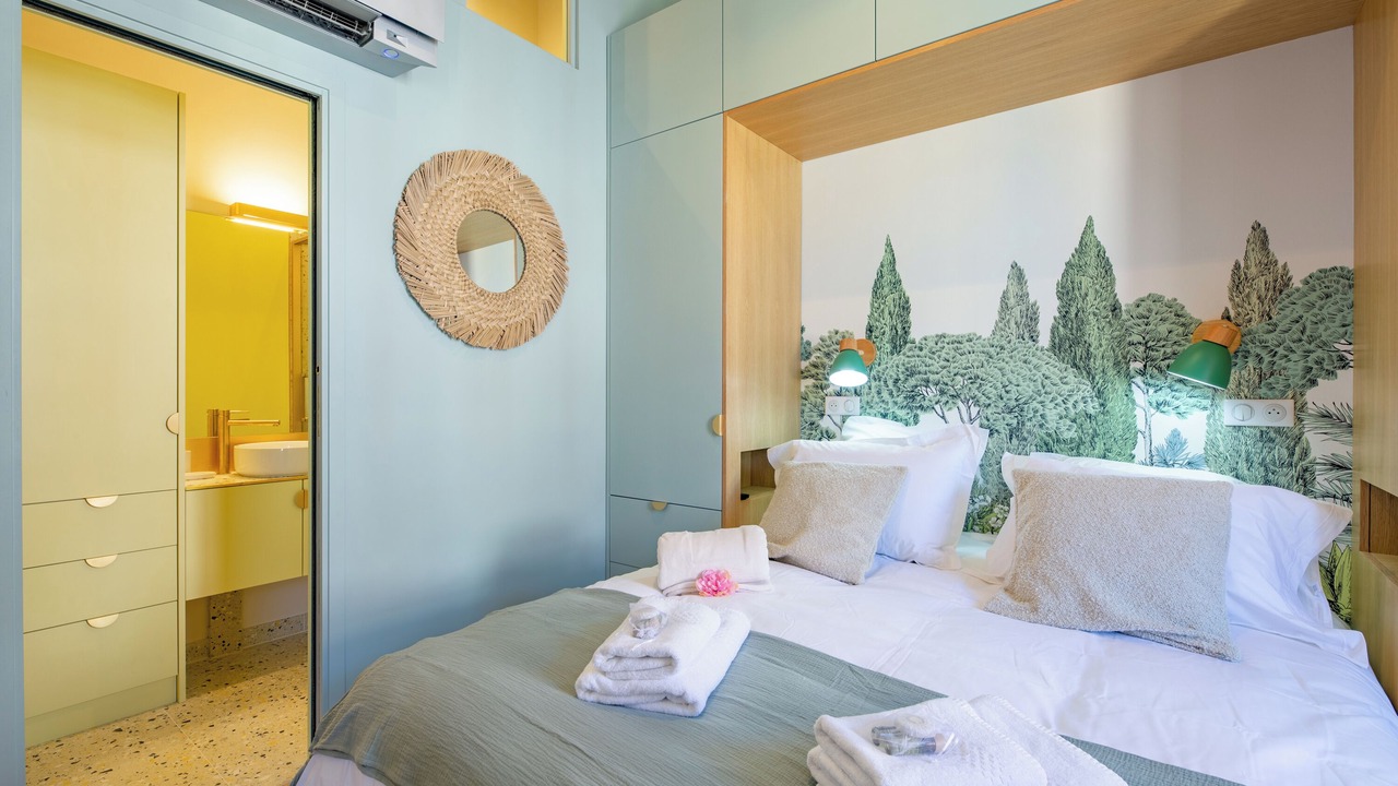 Photo of Bedroom in Saint-Tropez City Centre