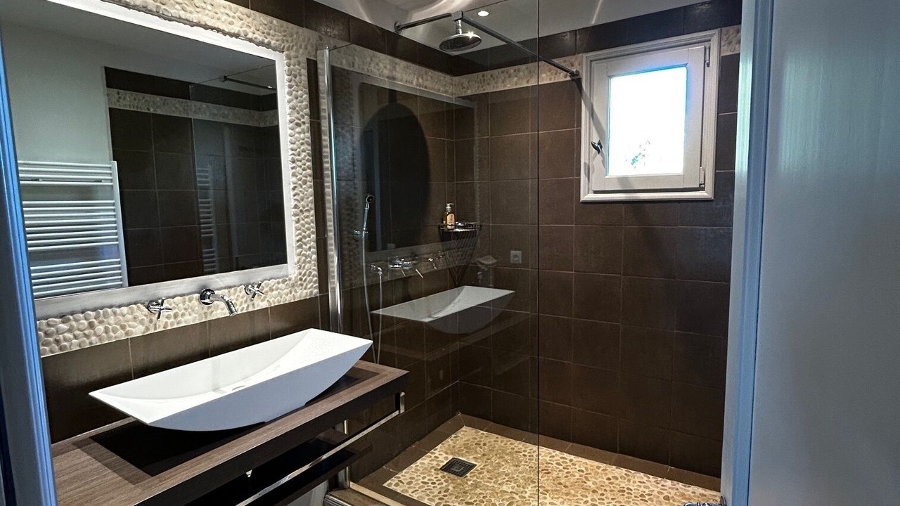 Photo of Bathroom in Pont Royal