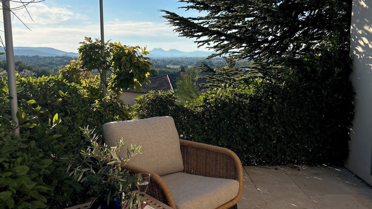 Photo of Patio Balcony in Pont Royal