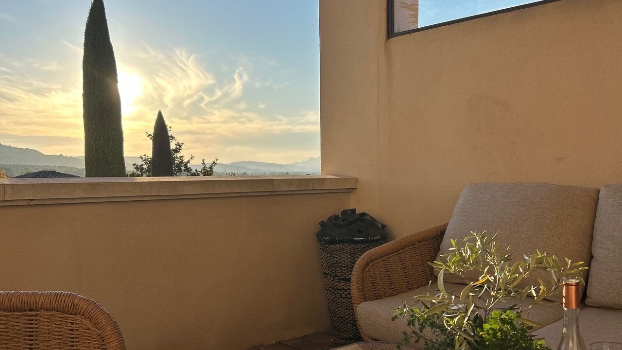 Photo of Patio Balcony in Pont Royal