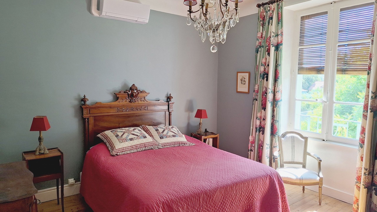 Photo of Bedroom in Millau