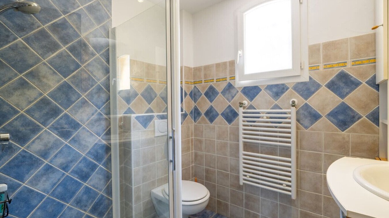 Photo of Bathroom in Biot