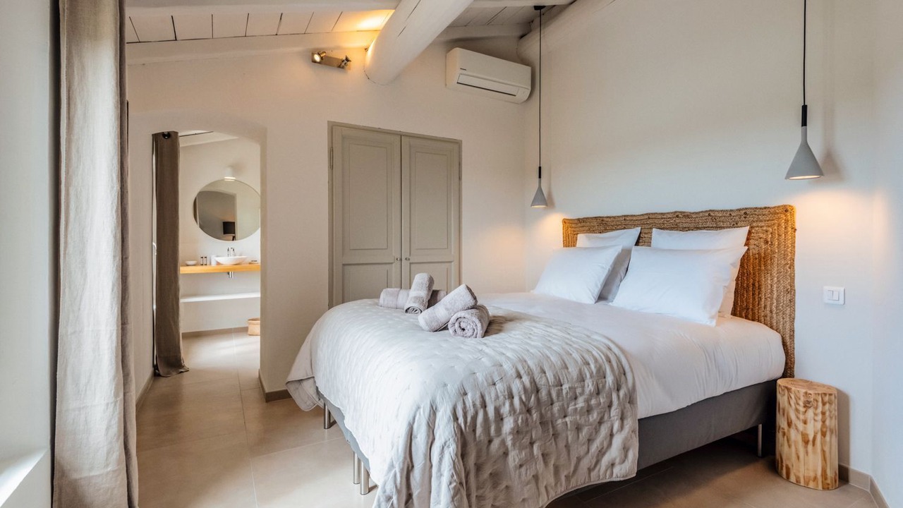 Photo of Bedroom in Maussane-les-Alpilles