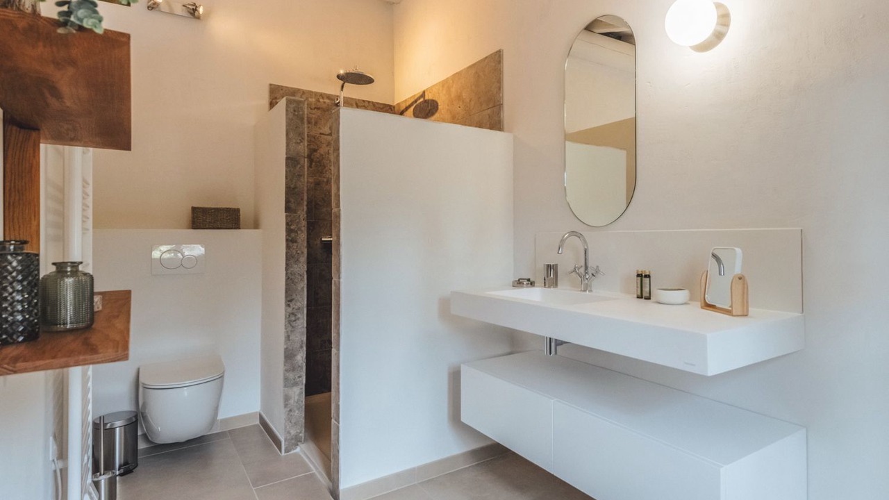 Photo of Bathroom in Maussane-les-Alpilles