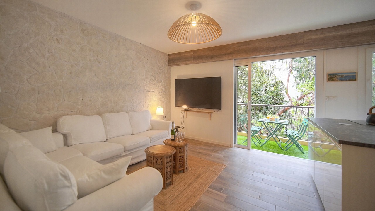 Photo of Livingroom in Carnot