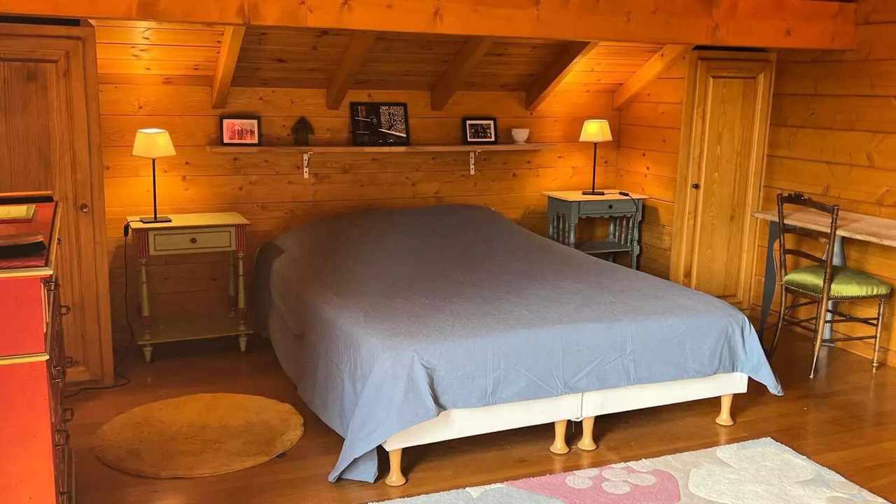 Photo of Bedroom in Enchastrayes