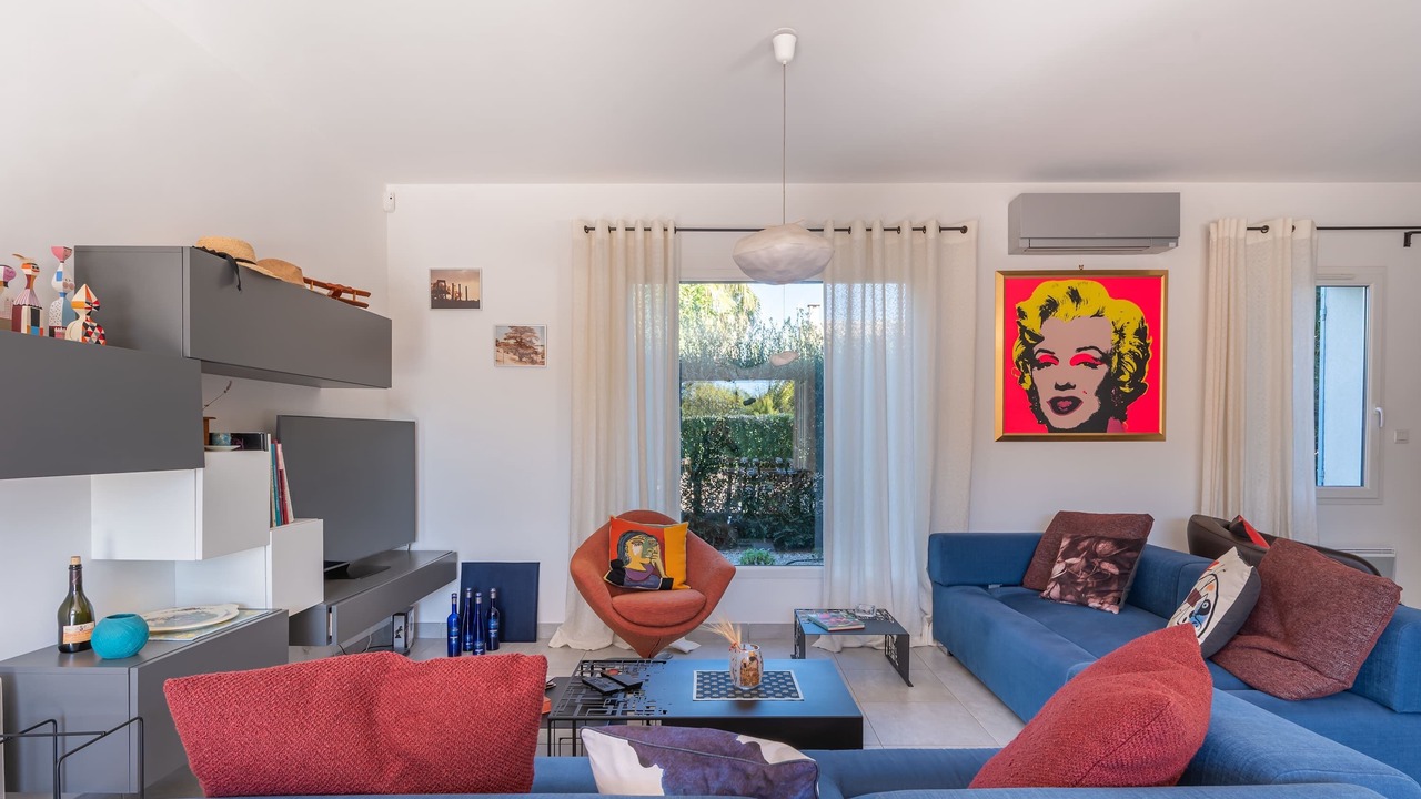 Photo of Livingroom in Maussane