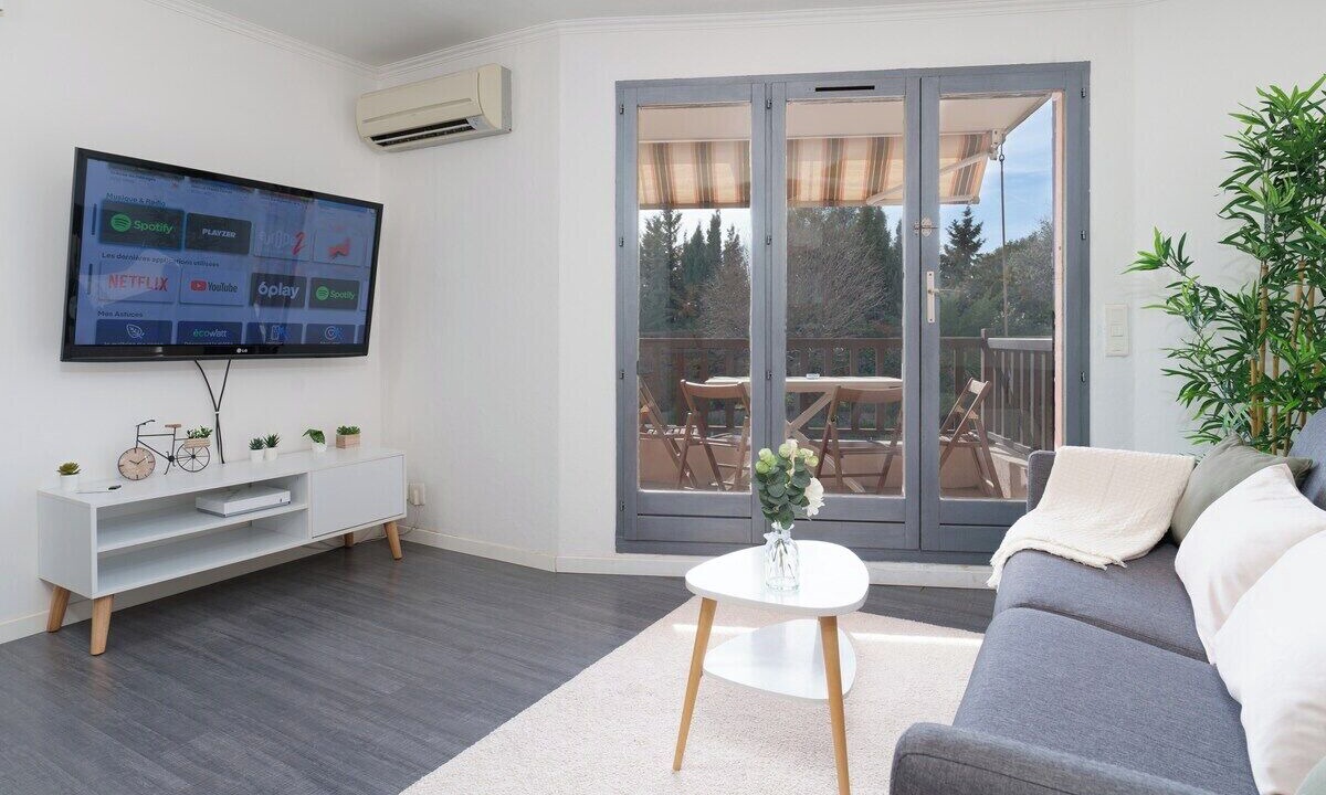 Photo of Livingroom in Saint-Jacques