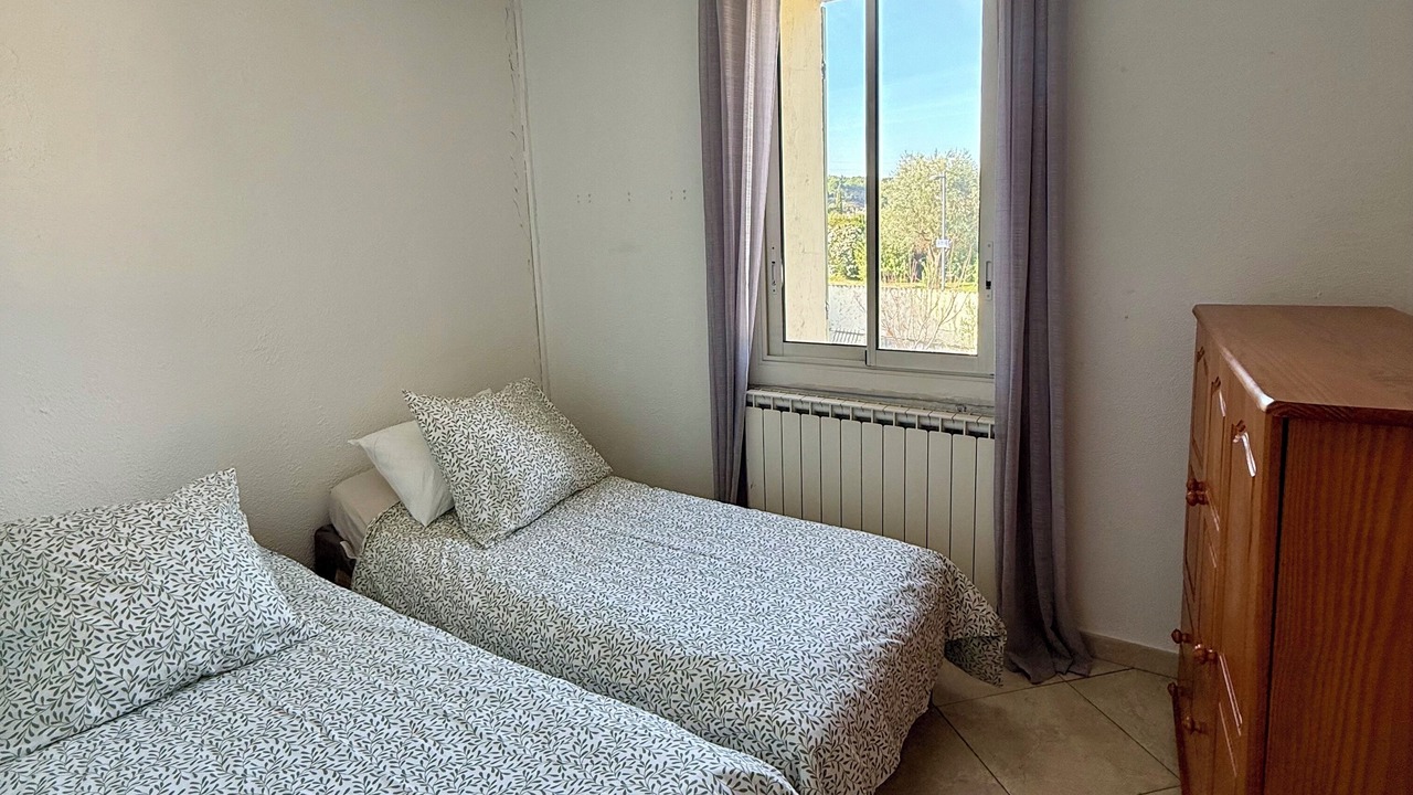 Photo of Bedroom in Roquefort-la-Bedoule