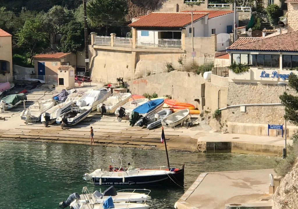 Photo of Others in Niolon