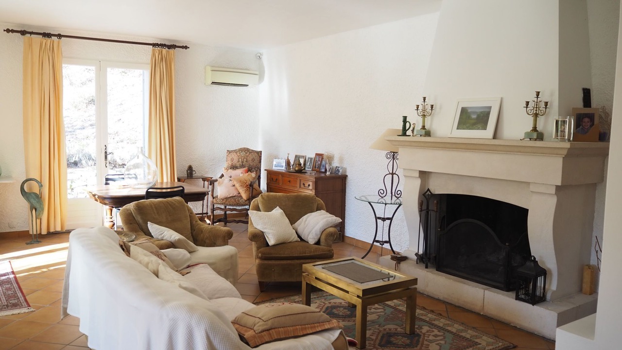 Photo of Livingroom in Pierrevert