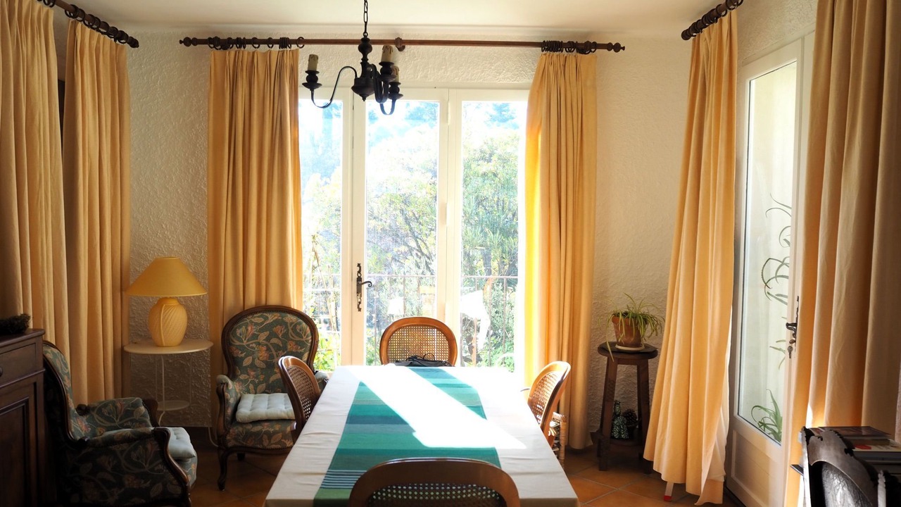 Photo of Livingroom in Pierrevert