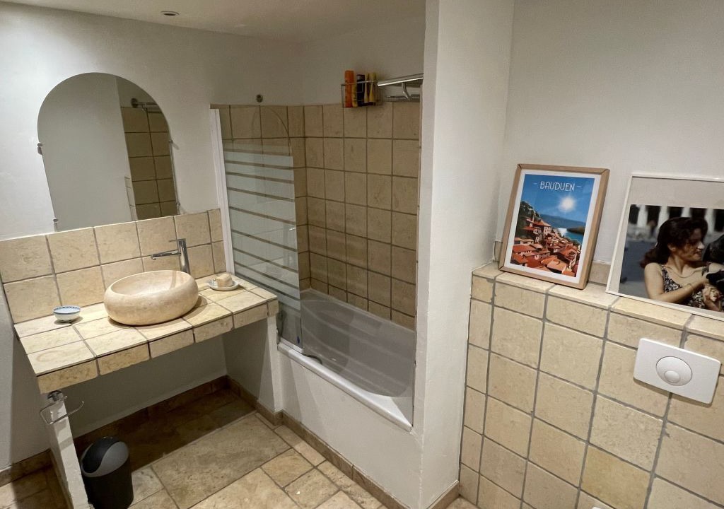 Photo of Bathroom in Bauduen