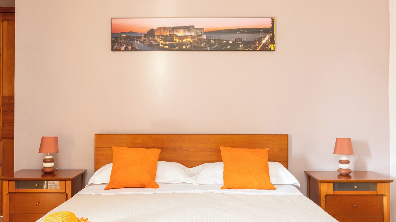 Photo of Bedroom in Meta