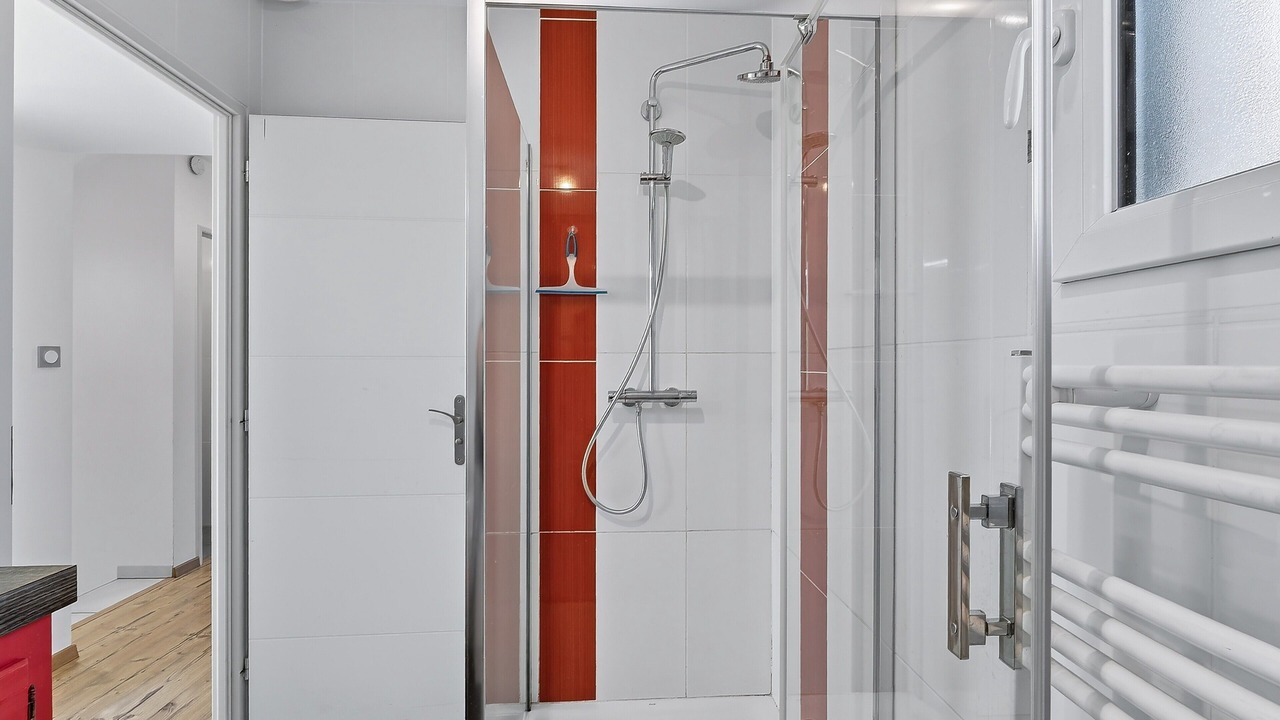 Photo of Bathroom in Chorges