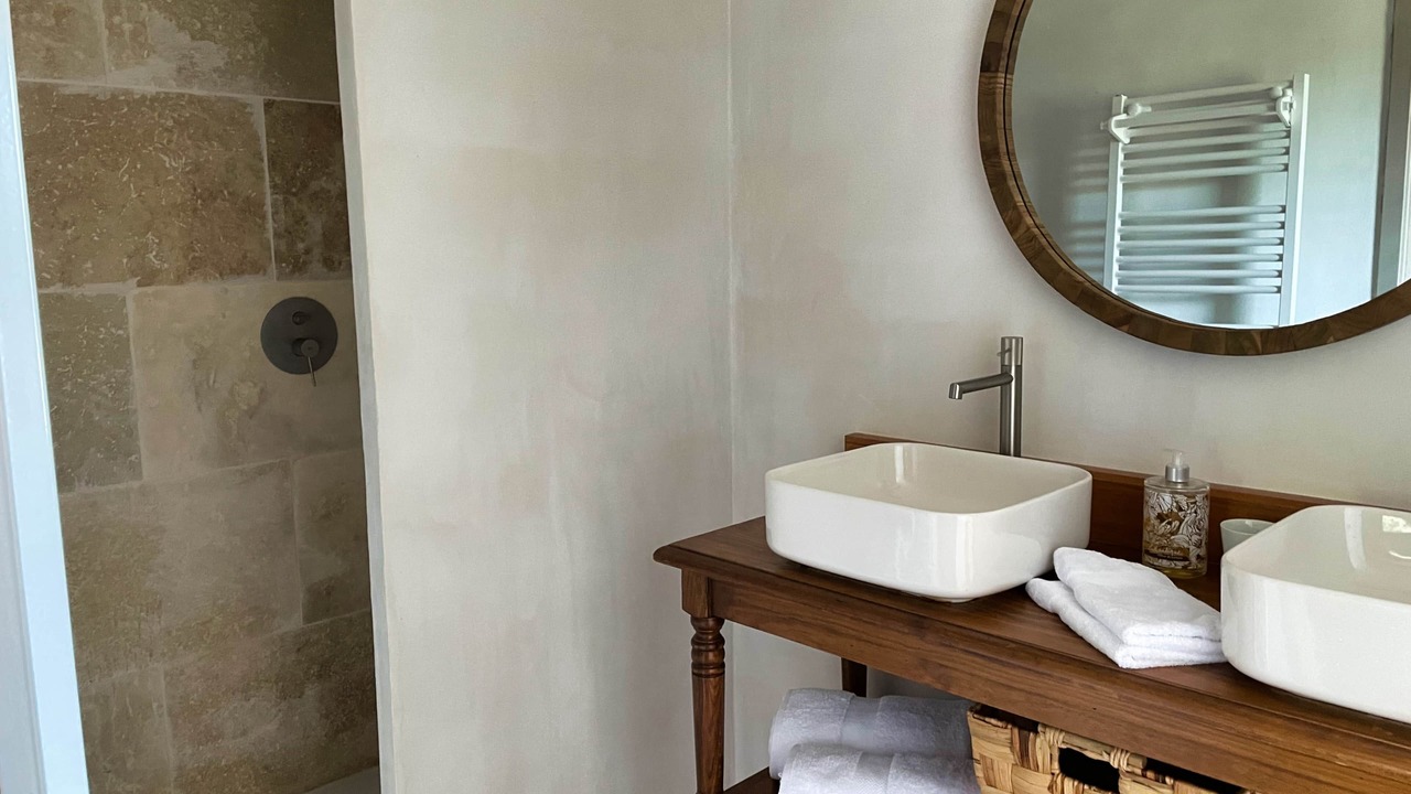 Photo of Bathroom in Chateauneuf-Val-Saint-Donat