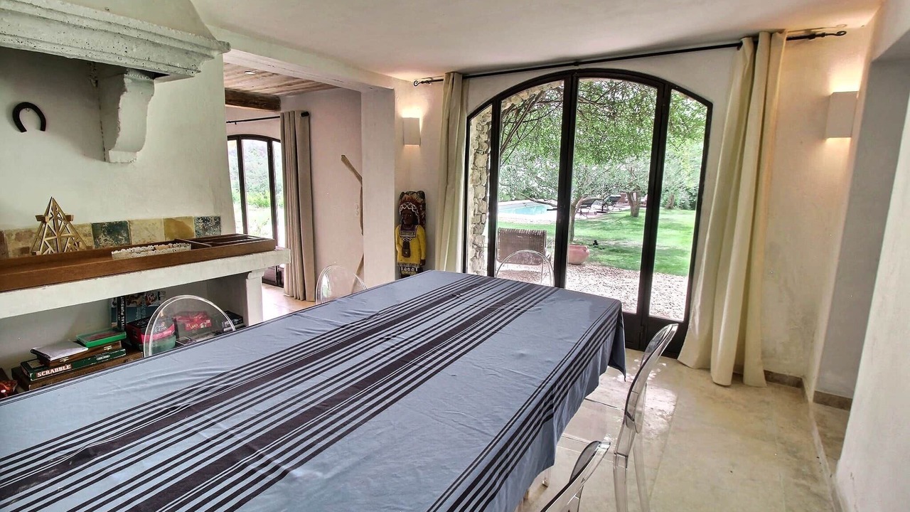 Photo of Bedroom in Cabrieres-dʼAigues