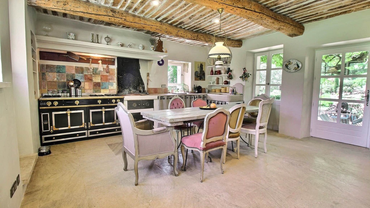 Photo of Others in Cabrieres-dʼAigues
