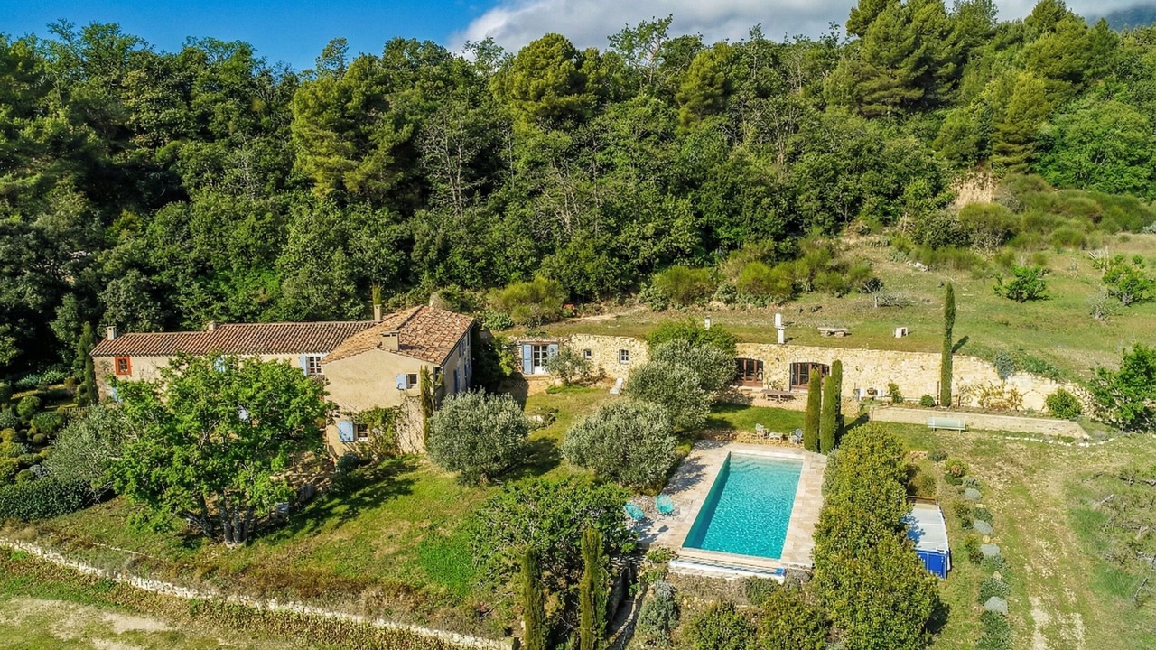 Photo of Outdoor in Cabrieres-dʼAigues