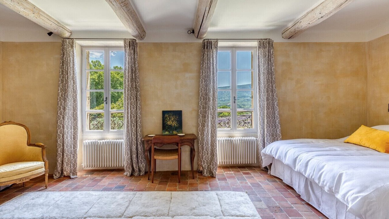 Photo of Bedroom in Saint-Martin-de-Castillon