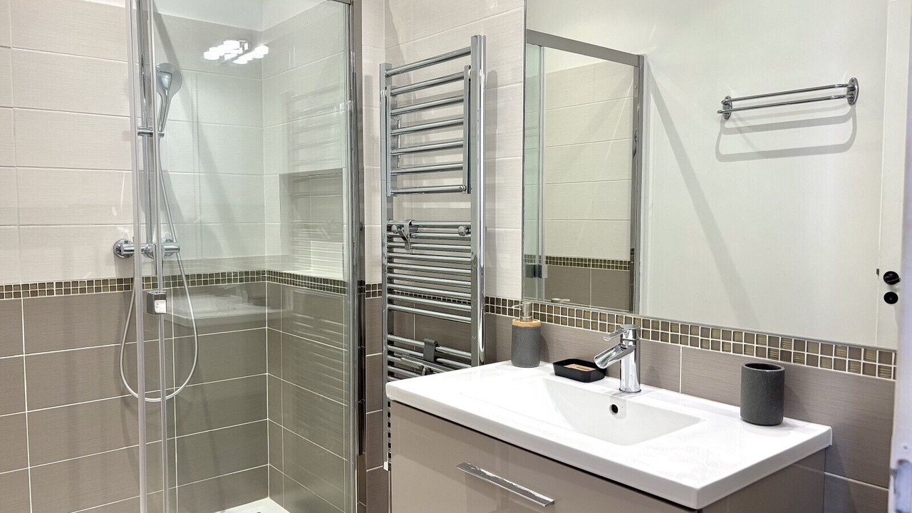 Photo of Bathroom in Old Town