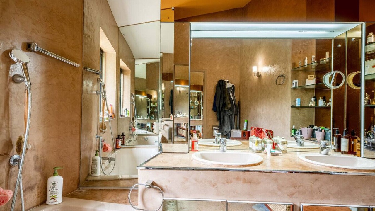 Photo of Bathroom in Biot