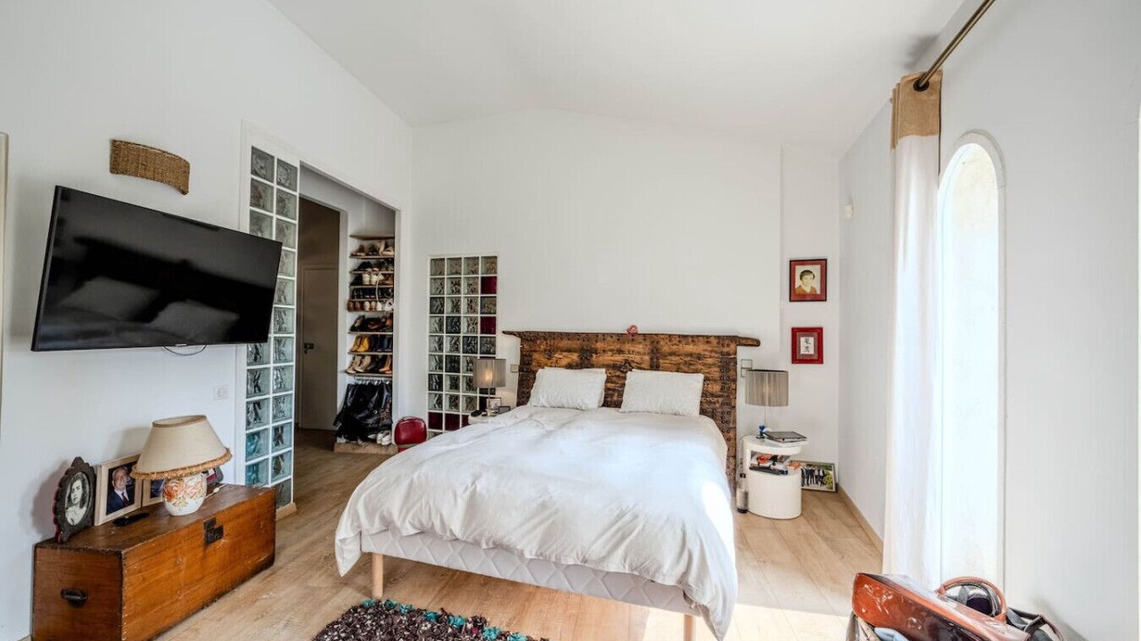 Photo of Bedroom in Biot