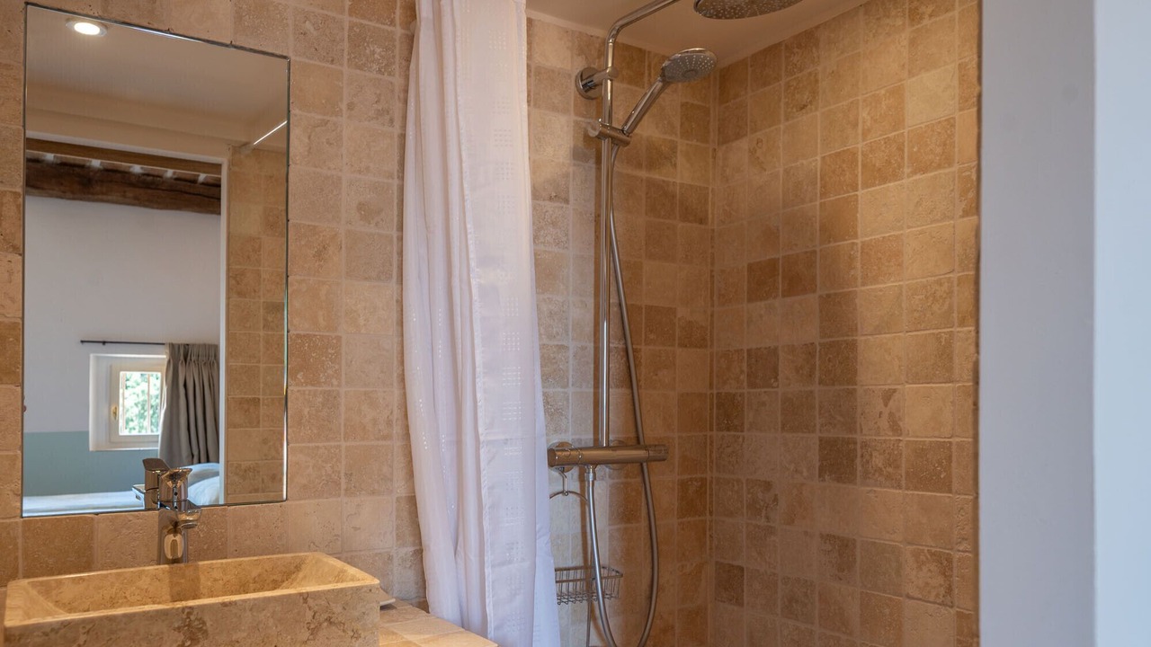 Photo of Bathroom in Lorgues