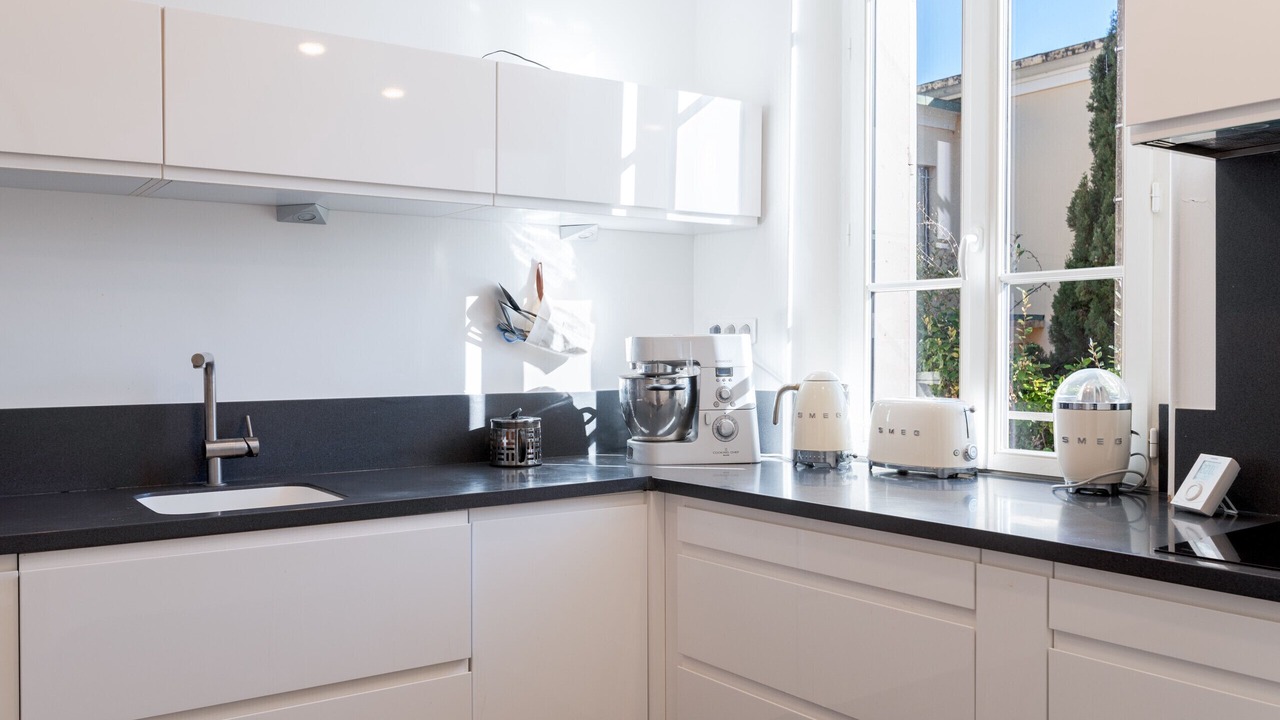 Photo of Kitchen in California - Pezou