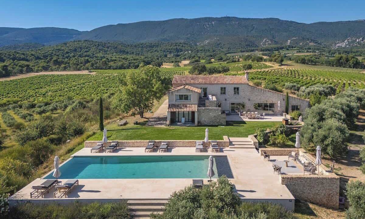 Photo of Outdoor in Cabrieres-dʼAigues