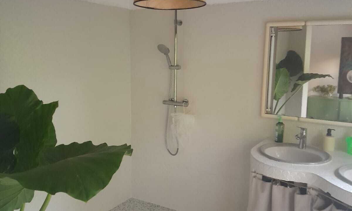 Photo of Bathroom in Saint-Cannat