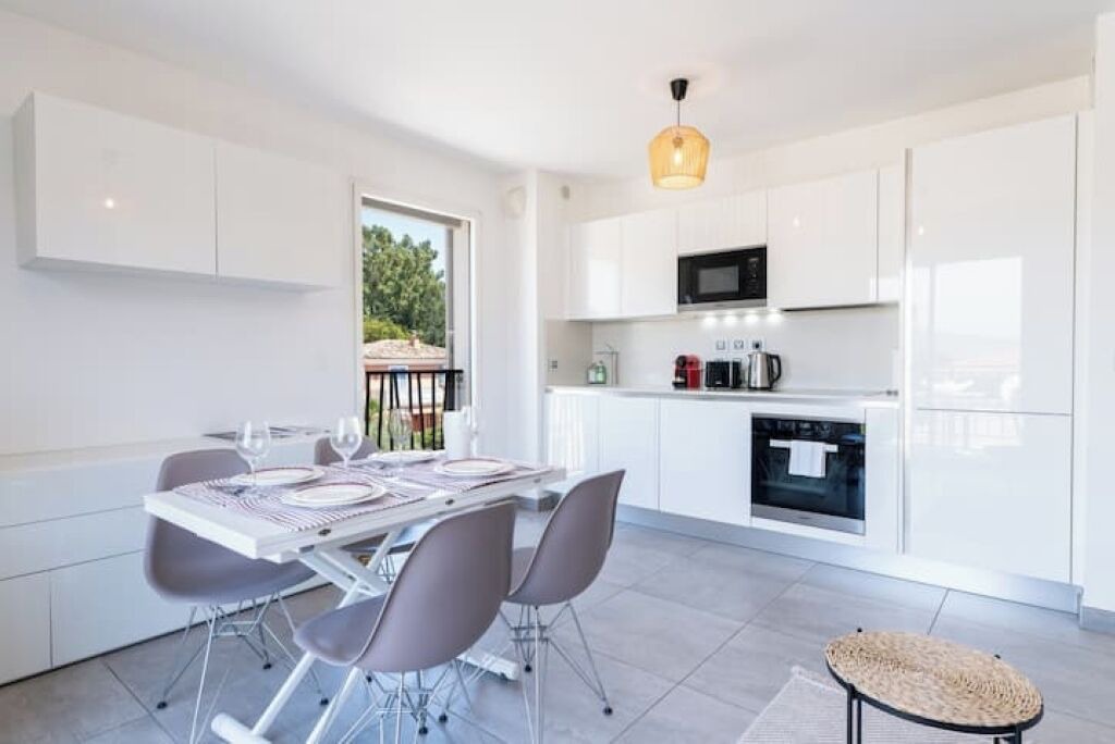 Photo of Kitchen in Saint-Tropez City Centre